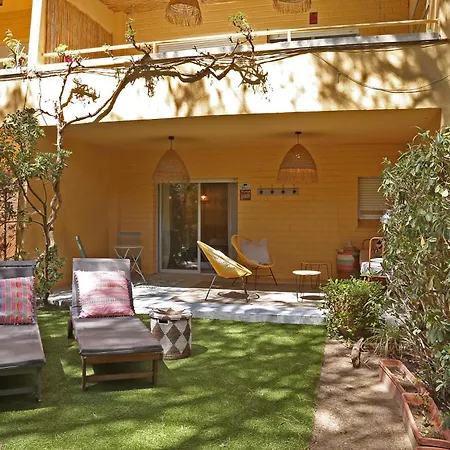 Golf House, Duplex Con Jardin En