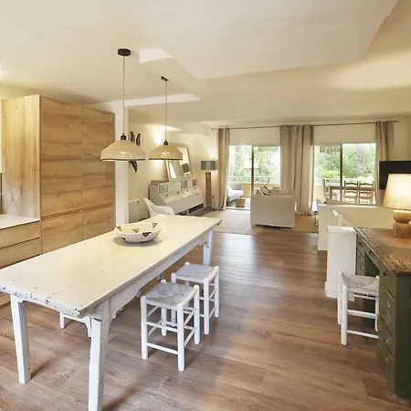 Golf House, Duplex Con Jardin En Apartment