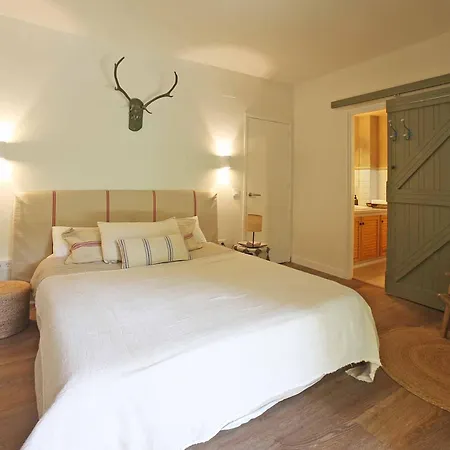 Golf House, Duplex Con Jardin En * Pals
