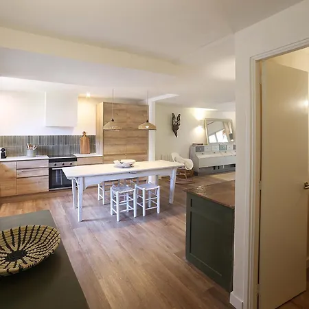 Golf House, Duplex Con Jardin En